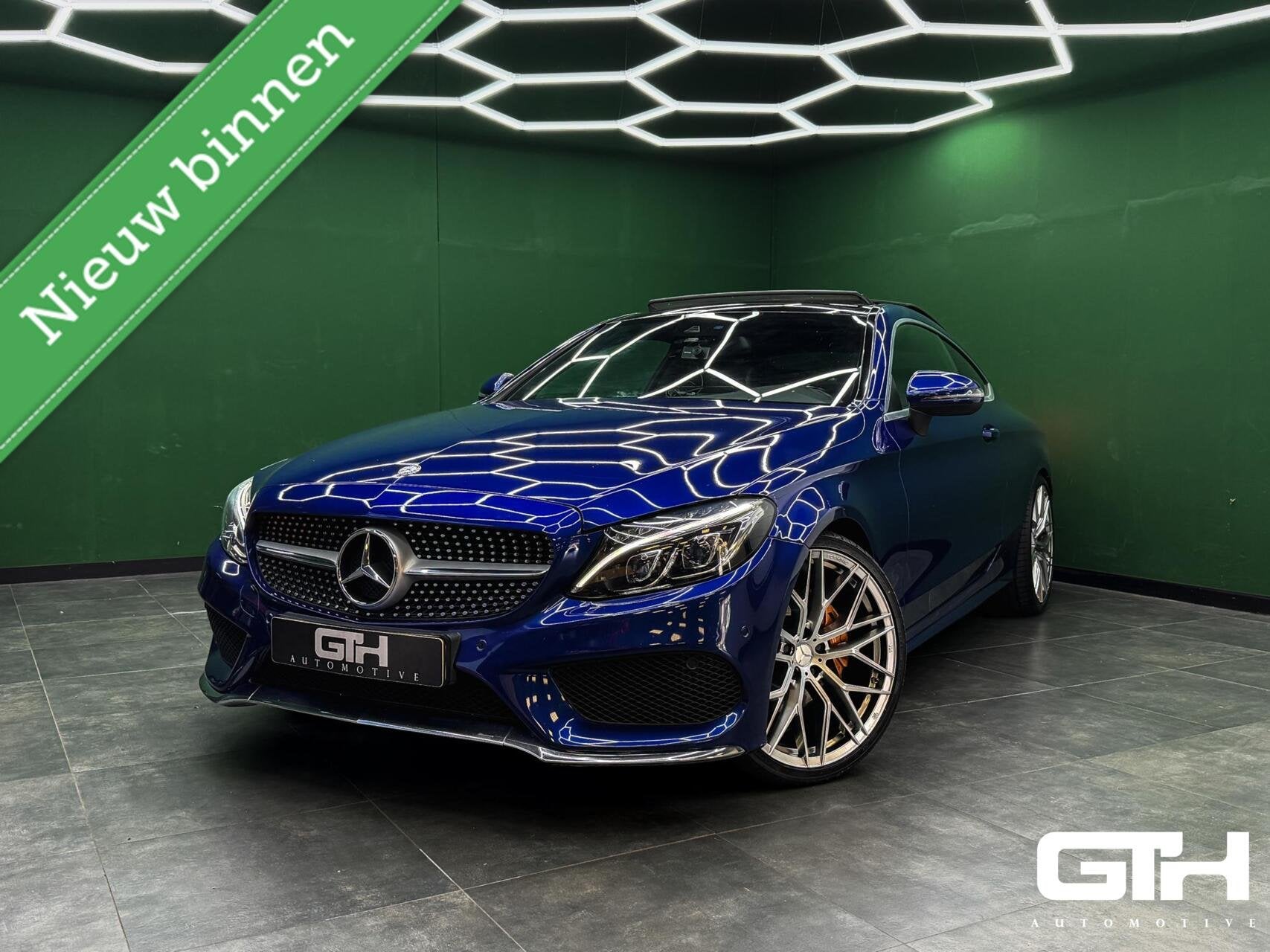 Mercedes C-klasse Coupé 200 AMG | C43 | Camera | Pano | 20', Automaat, Achterwielaandrijving, 1800 kg, 4 cilinders