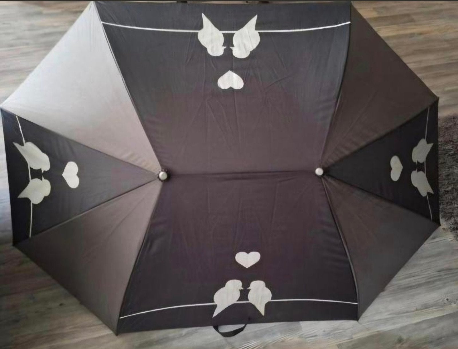 Grote 2-persoons trouwparaplu met 'Just Married' design, Sieraden, Tassen en Uiterlijk, Paraplu's, Zo goed als nieuw, Zwart, Ophalen of Verzenden