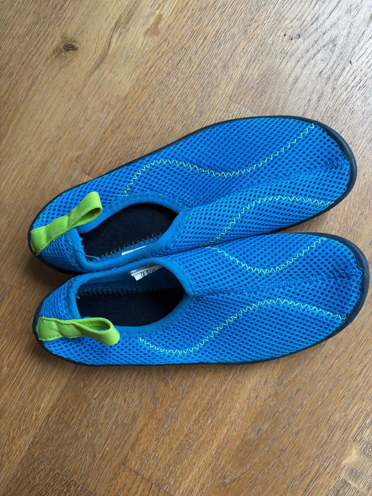 Decathlon waterschoenen - Blauw maat 32/33, Ophalen, Zo goed als nieuw