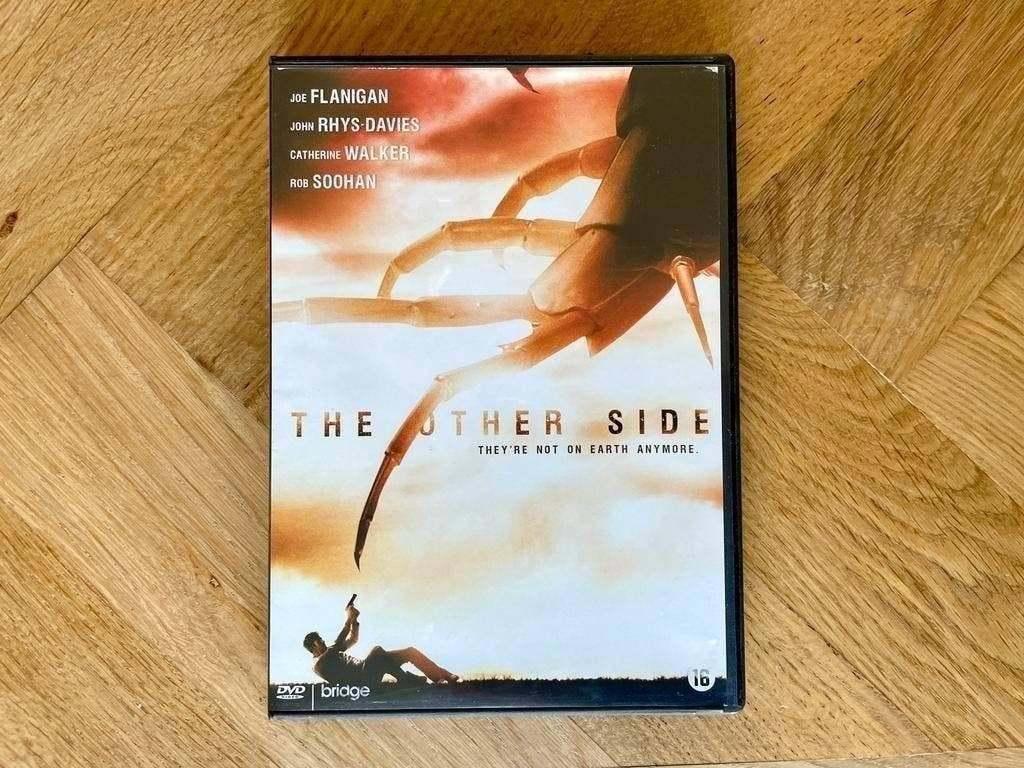The Other Side / Ferocious Planet (2011) op DVD (krasvrij), Cd's en Dvd's, Vanaf 16 jaar, Ophalen of Verzenden, Zo goed als nieuw