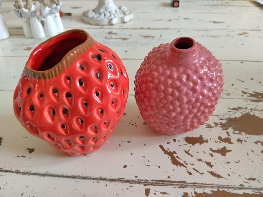 Twee Des Pots vaasjes, Ophalen, Aardewerk of Porselein, Zo goed als nieuw, Minder dan 50 cm