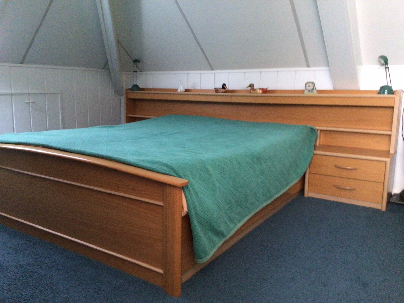 Ledikant met vaste nachtkastjes., Huis en Inrichting, Slaapkamer | Bedden, Gebruikt, Tweepersoons, 160 cm, Hout, Ophalen
