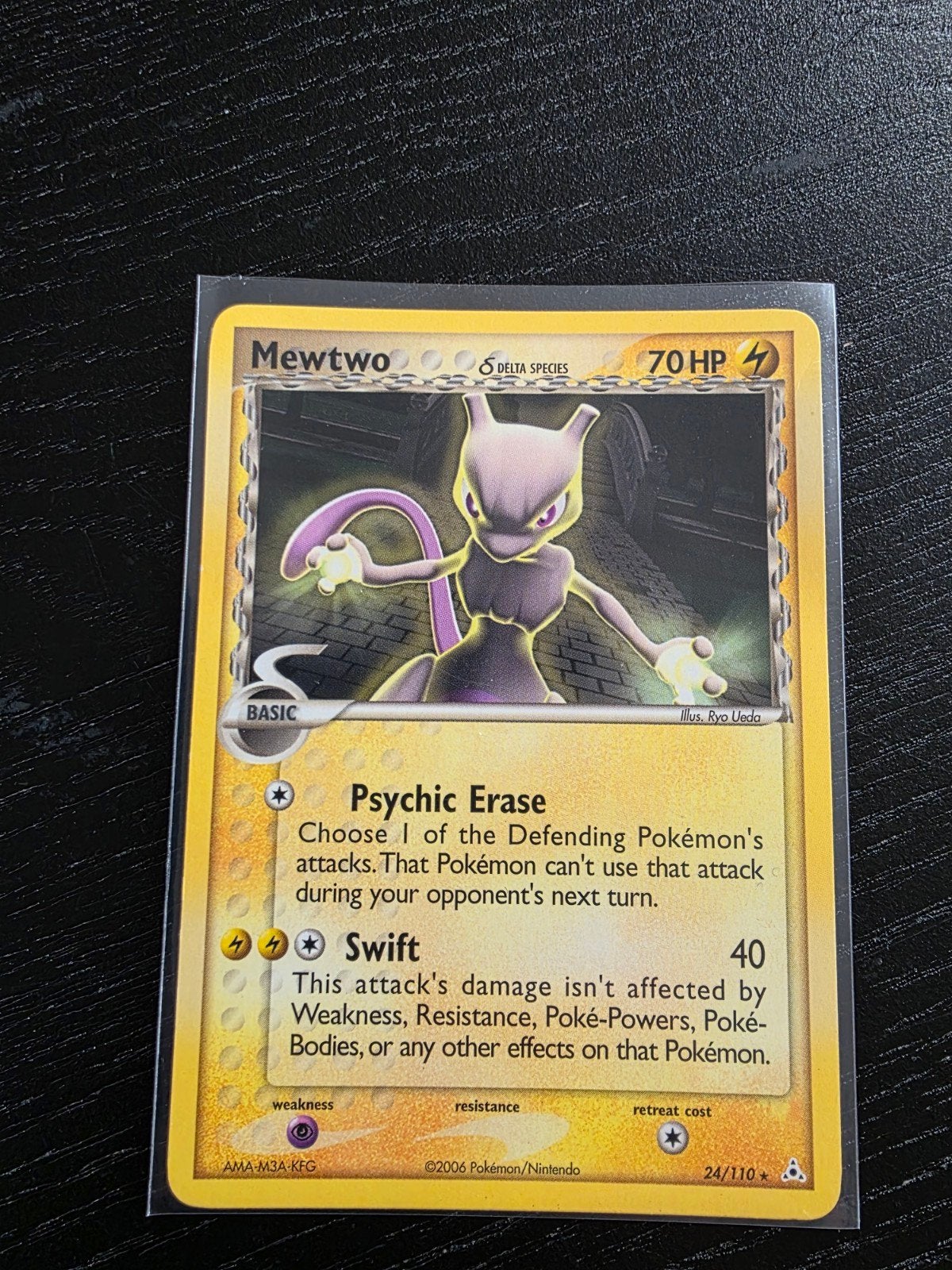 Mawtwo Delta HP24, Ophalen of Verzenden, Zo goed als nieuw, Losse kaart, Foil