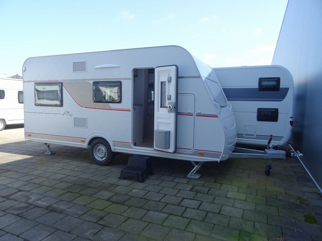 Bürstner Premio Plus 440 TK (bj 2023), Caravans en Kamperen, Caravans, Disselslot, Bedrijf, Bürstner, 4 tot 5 meter