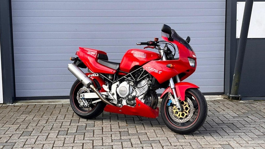 Yamaha TRX 850 Super Twin, 2 cilinders, Motorrijbewijs A, Meer dan 35 kW, 850 cc