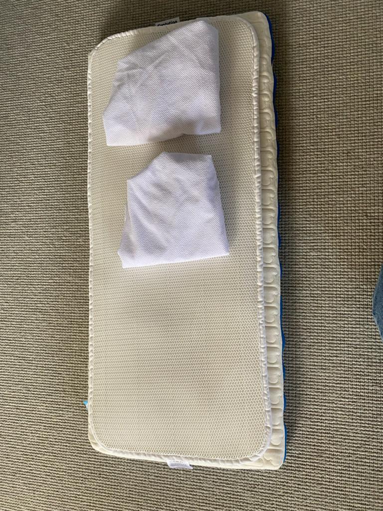 Aerosleep matras met topper en 2 hoeslakentjes 40x90, Ophalen, 70 cm of minder, 190 cm of minder, Zo goed als nieuw