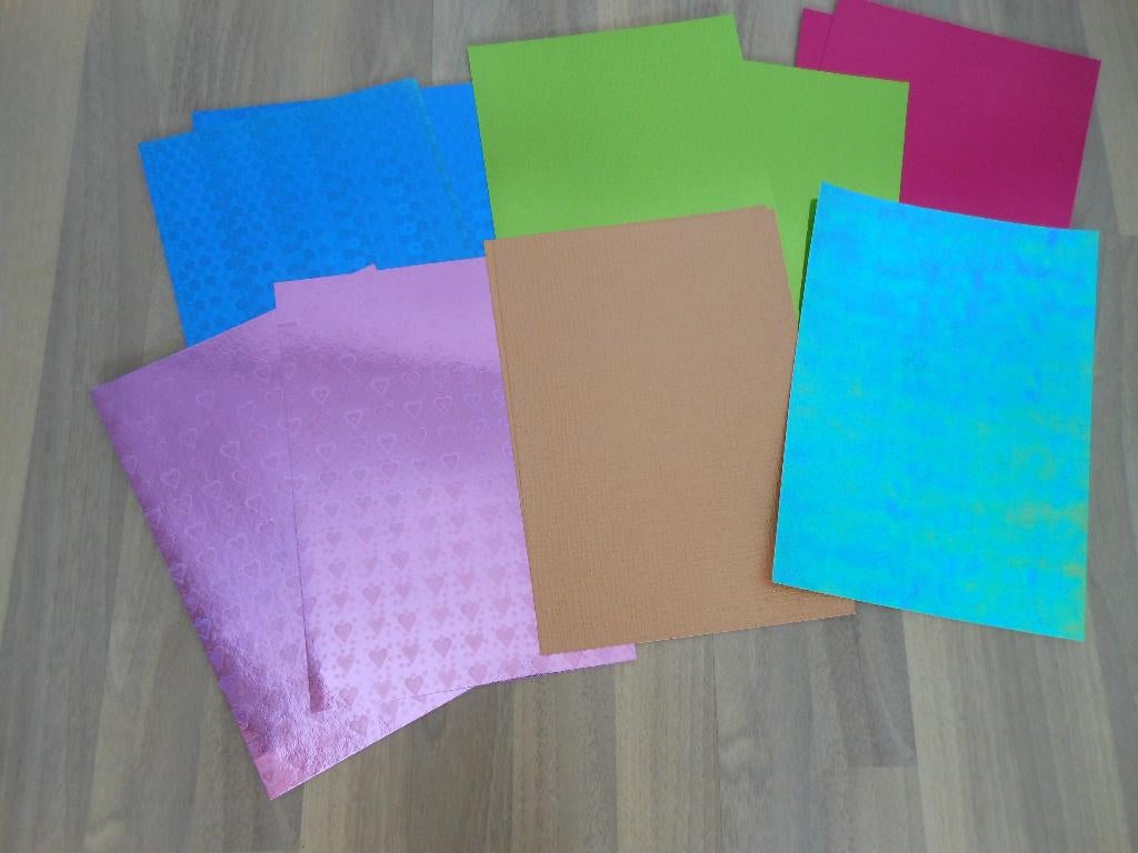 Achtergrond glansvellen verschillende kleuren, Hobby en Vrije tijd, Kaarten | Zelf maken, Gebruikt, Overige typen, Kerst, Ophalen of Verzenden
