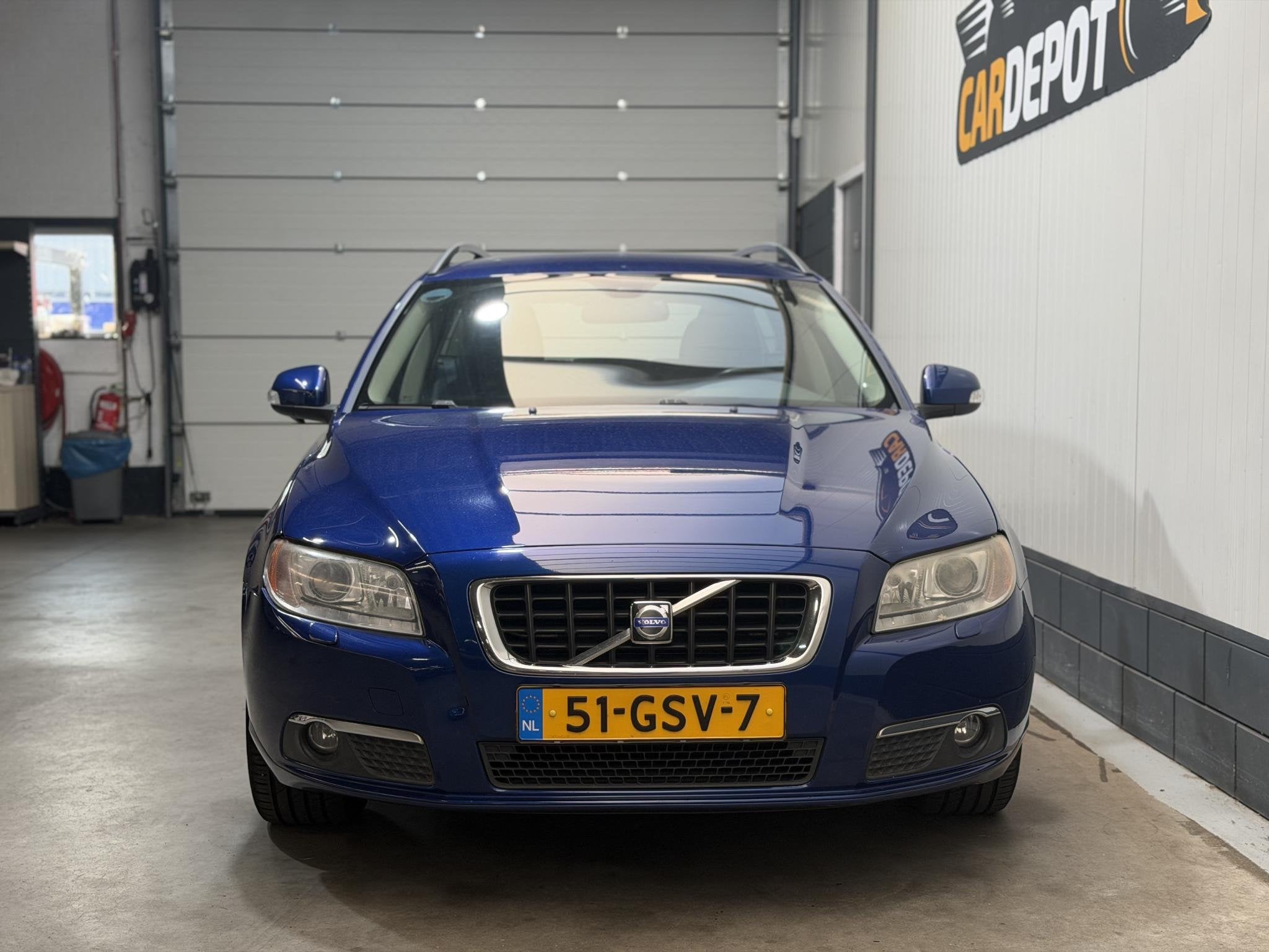 Volvo V70 2.4D Ocean Race Zeer Netjes Technisch Super, 15 km/l, Blauw, 163 pk, 2401 cc