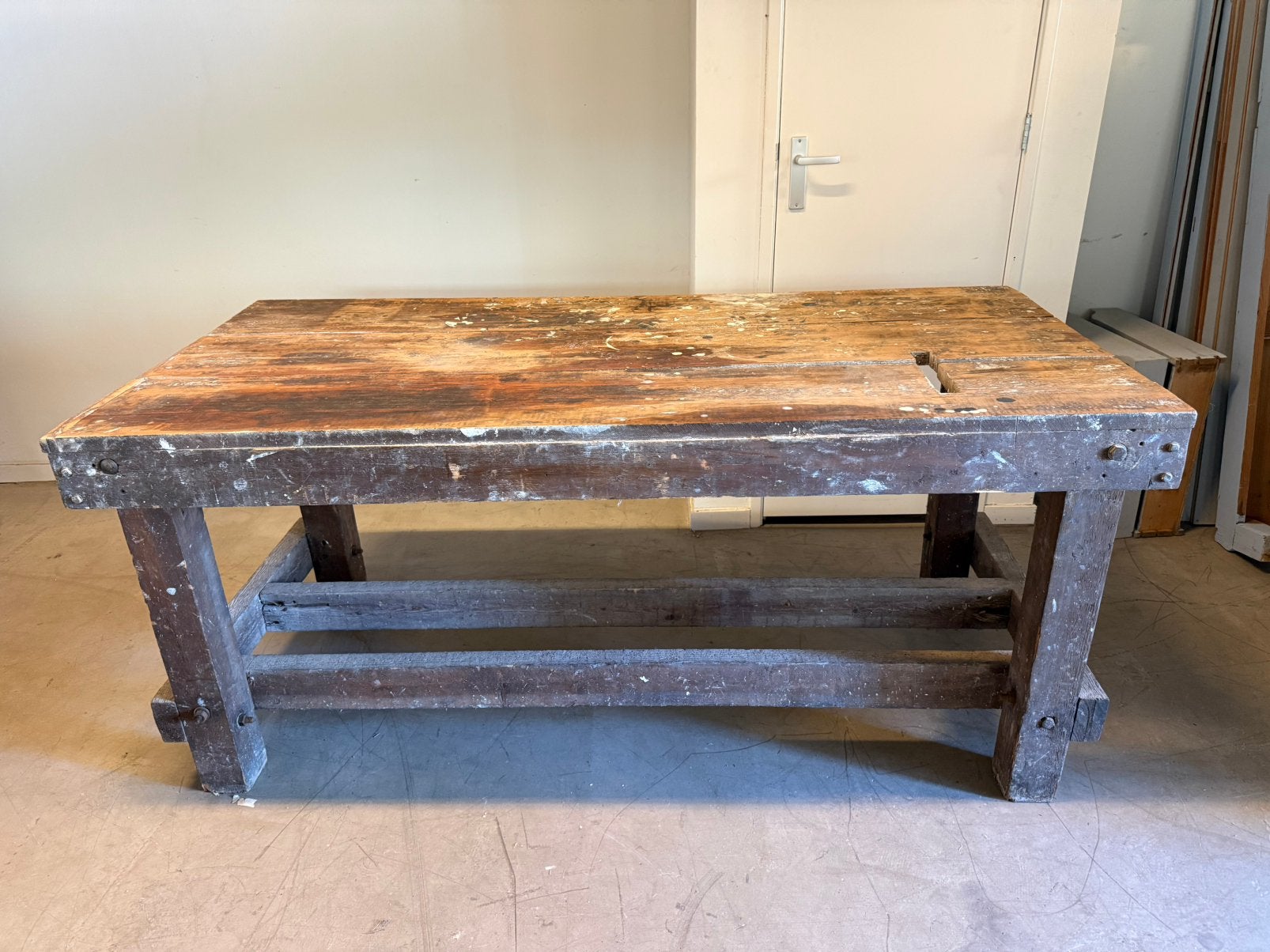 Robuuste werkbank, werktafel, keukeneiland hout geleefd, Doe-het-zelf en Verbouw, Werkbanken, Ophalen, Gebruikt, 170 cm of meer