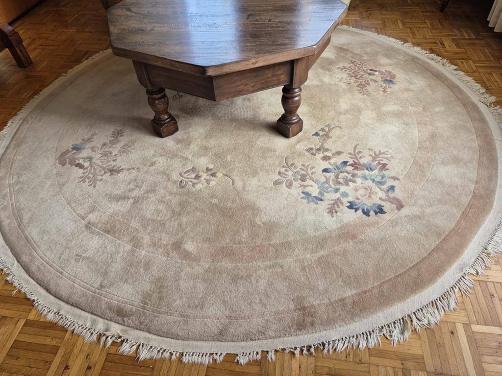Rond crèmekleurig vloerkleed met bloemmotief, Ø 2.5m, Huis en Inrichting, Stoffering | Tapijten en Kleden, Gebruikt, 200 cm of meer