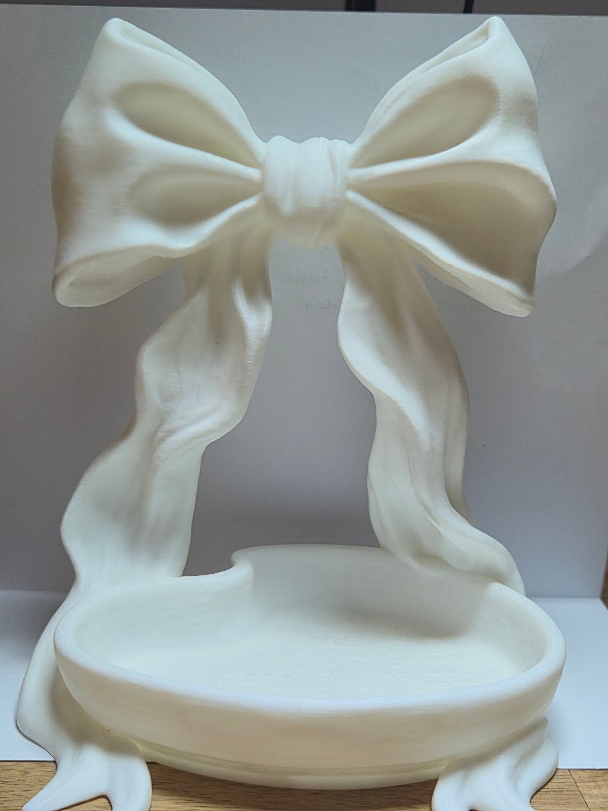 Elegante sieradenhouder/opbergbakje met strikdesign, Nieuw, Kunststof, Ophalen of Verzenden, Modern