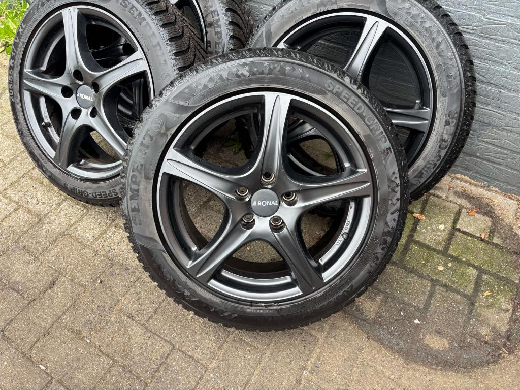 17 inch ORIG Ronal velgen met winterbanden ZGAN!, Auto-onderdelen, Banden en Velgen, Niet ingevuld, Banden en Velgen, Niet ingevuld