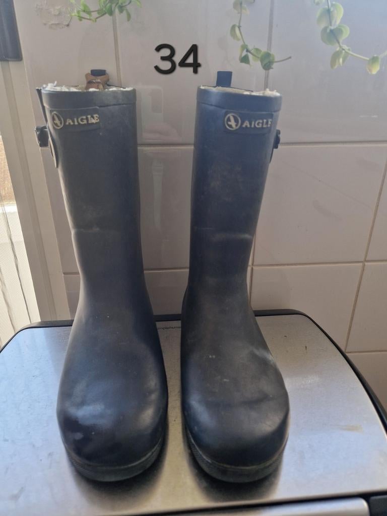 Aigle regenlaarzen maat 34, Kinderen en Baby's, Kinderkleding | Schoenen en Sokken, Zo goed als nieuw, Schoenen, Jongen, Ophalen of Verzenden