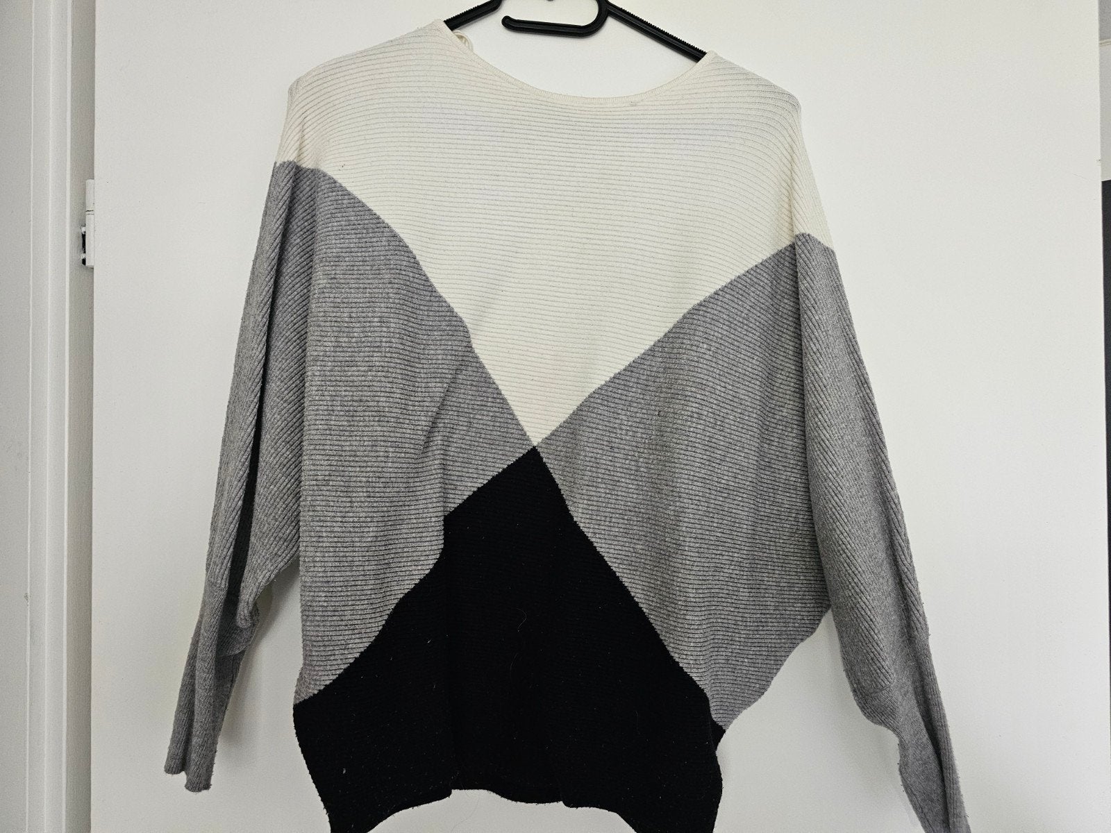 Wit-Grijs-Zwarte Sweater, Wit, Trui of Vest, Ophalen of Verzenden, Gedragen