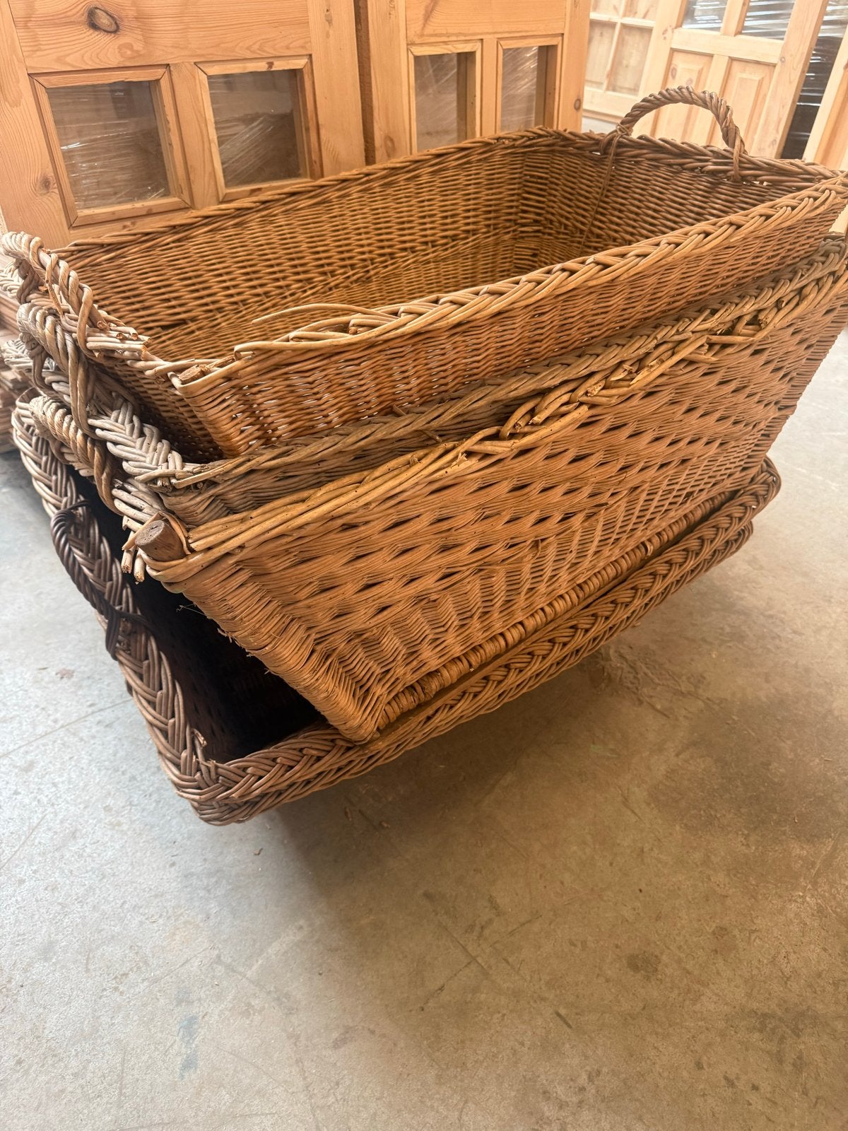 Grote rieten manden, Huis en Inrichting, Woonaccessoires | Schalen en Manden, Ophalen, Gebruikt, Mand, Handgemaakt