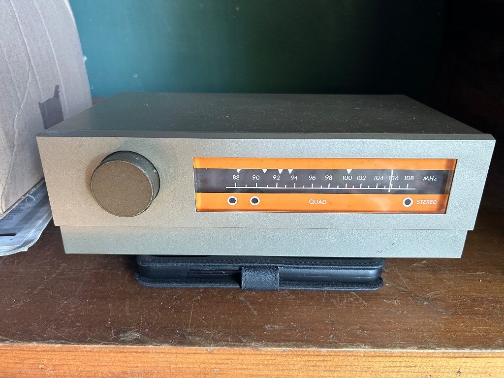 Quad 33 voorversterker en fm 3 tuner en 303 eindversterker, Ophalen, Gebruikt, Minder dan 60 watt, Overige merken