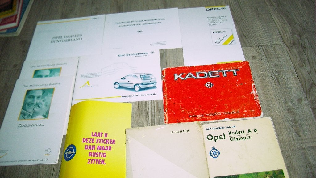 Folders Vraagbaak Manta Kadett Capri Simca Audi en meer, Ophalen of Verzenden, Gelezen, Audi