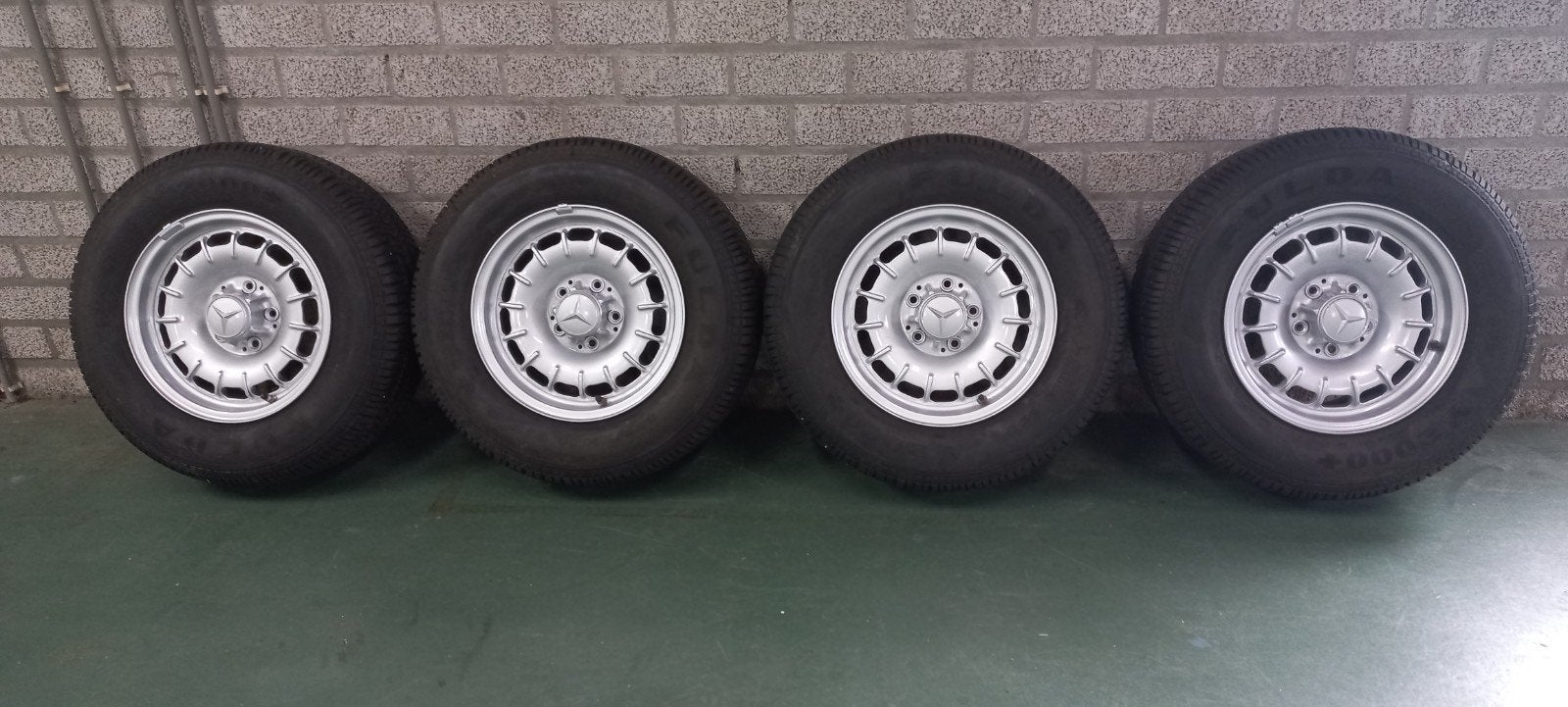 Originele Mercedes-Benz Barock Fuchs velgen met Fulda banden, Auto-onderdelen, Ophalen, 14 inch, Gebruikt, Banden en Velgen