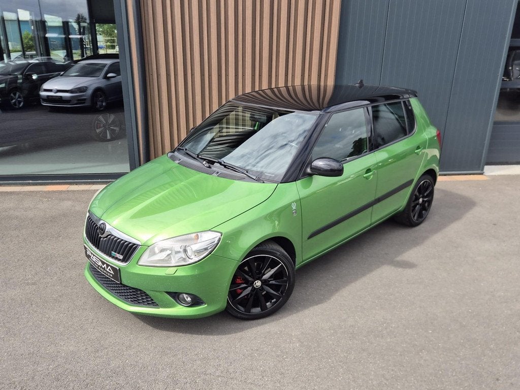 Skoda Fabia 1.4 TSI RS Automaat | Xenon | Cruise | Clima | S, Auto's, Euro 5, Stof, Gebruikt, 4 cilinders