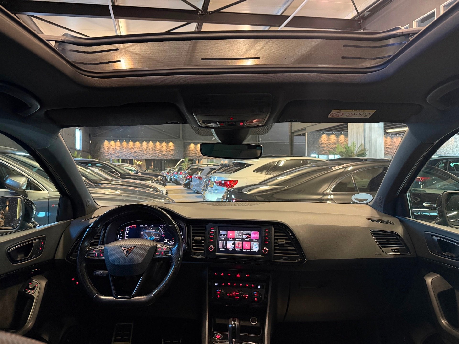 Cupra Ateca 2.0 TSI 4DRIVE|PANO|BOMVOL!, Automaat, Gebruikt, Euro 6, 4 cilinders