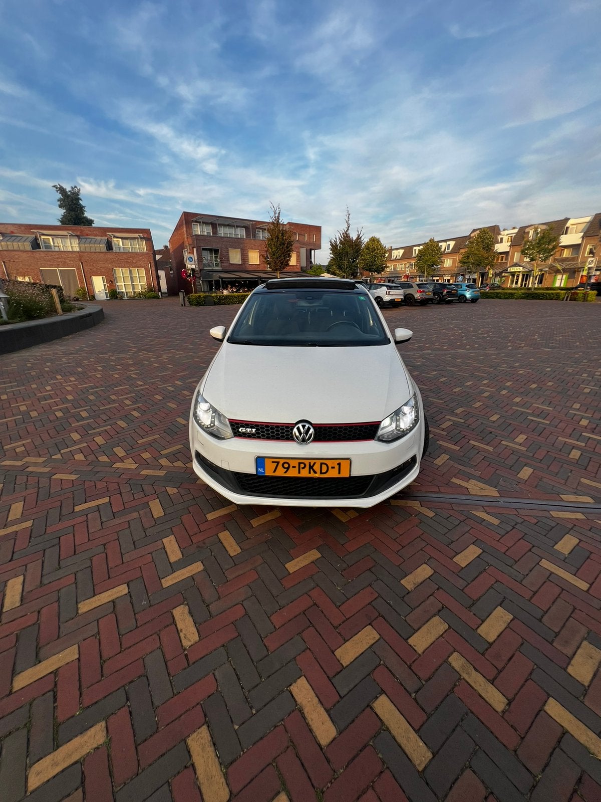 Volkswagen Polo gti, 1169 kg, 4 cilinders, 179 pk, Wit