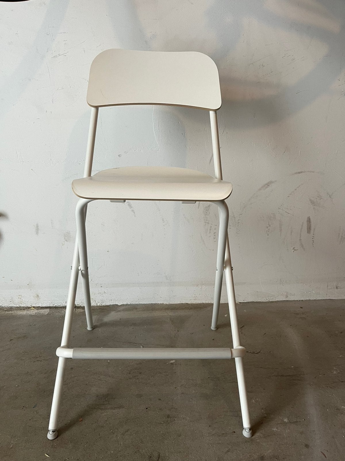 Barkruk ikea Franklin 63 cm, 1 kruk, Ophalen, Zo goed als nieuw, 60 tot 90 cm