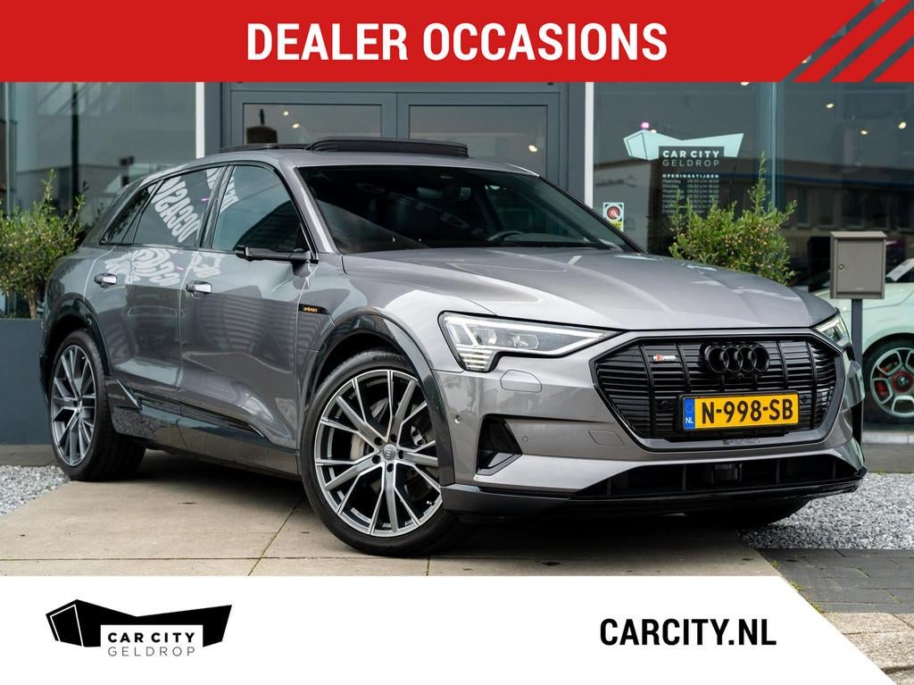 Audi E-tron 55 quattro advanced / SOH 96% / Pano / Leder / 3, Auto's, Audi, Automaat, 131 €/maand, Zwart, 95 kWh