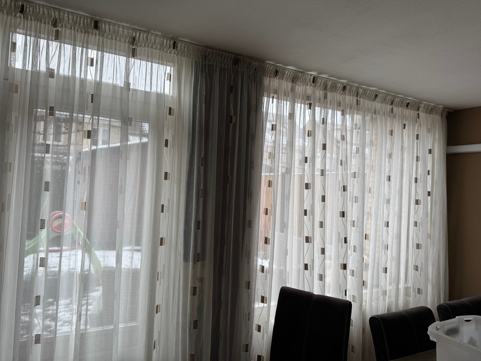Lichtdoorlatende vitrage met patroon, Huis en Inrichting, Vitrage, Gebruikt, Wit, Ophalen of Verzenden