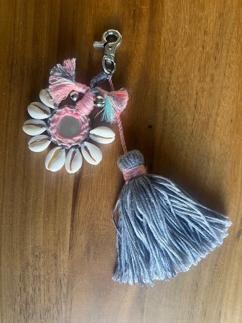 Tashanger, sleutelhager boho Ibiza schelpjes, tassel., Ophalen of Verzenden, Nieuw