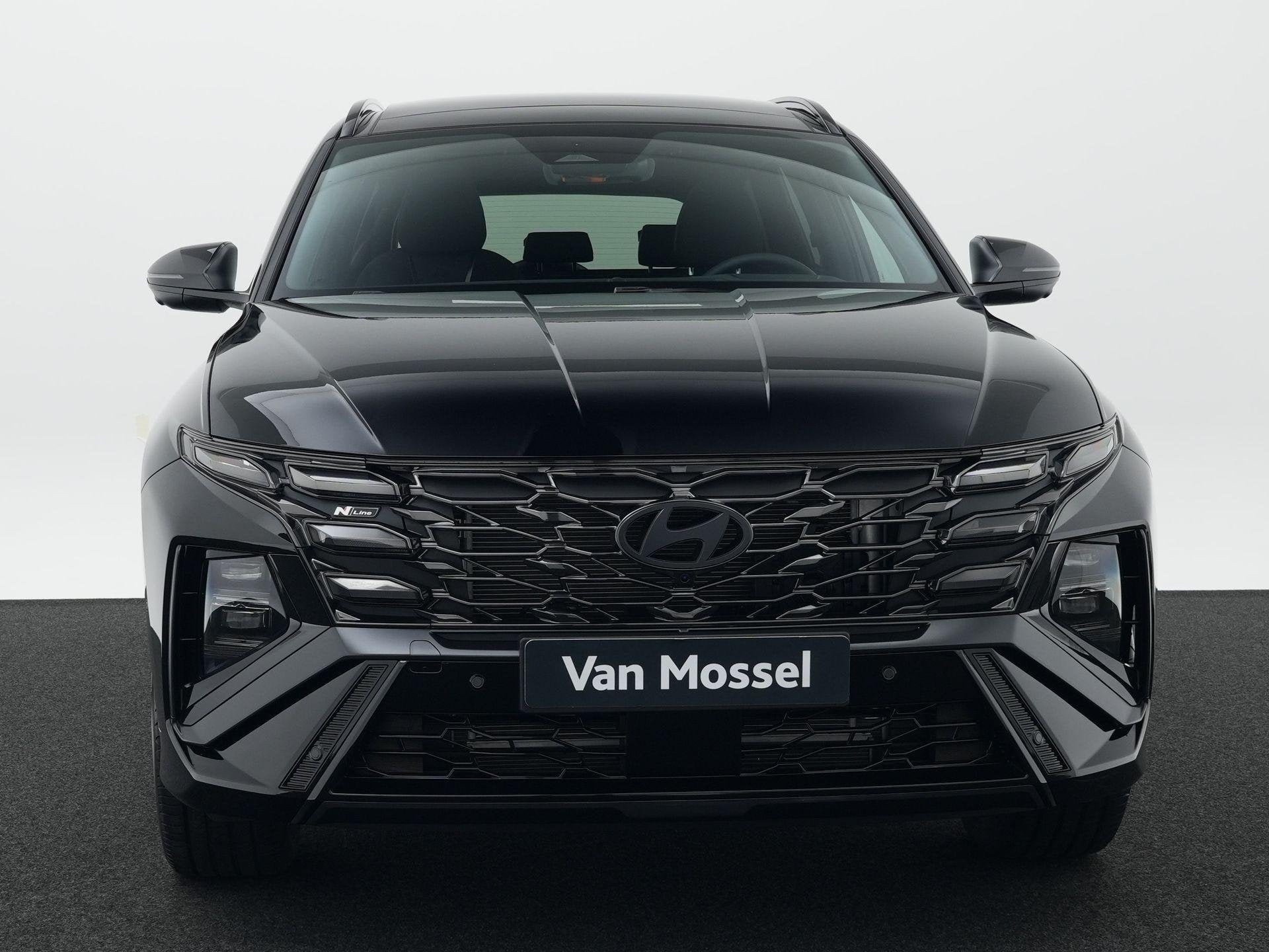 Hyundai Tucson 1.6 T-GDI HEV N Line Sky | Panorama dak | Sto, Auto's, Dealer onderhouden, 4 cilinders, Met garantie (alle), Zwart