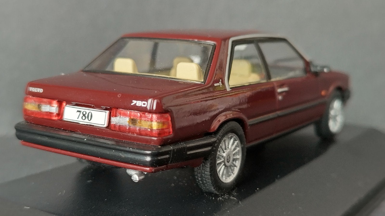 Volvo 780 Bertone 1:43 Atlas Collections Pol, Overige merken, Auto, Verzenden, .