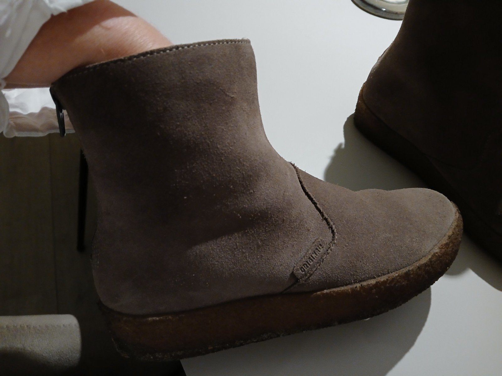 wol gevoerde enkellaarsjes mt.38 taupe, Overige kleuren, Lage of Enkellaarzen, Ophalen of Verzenden, Clarks