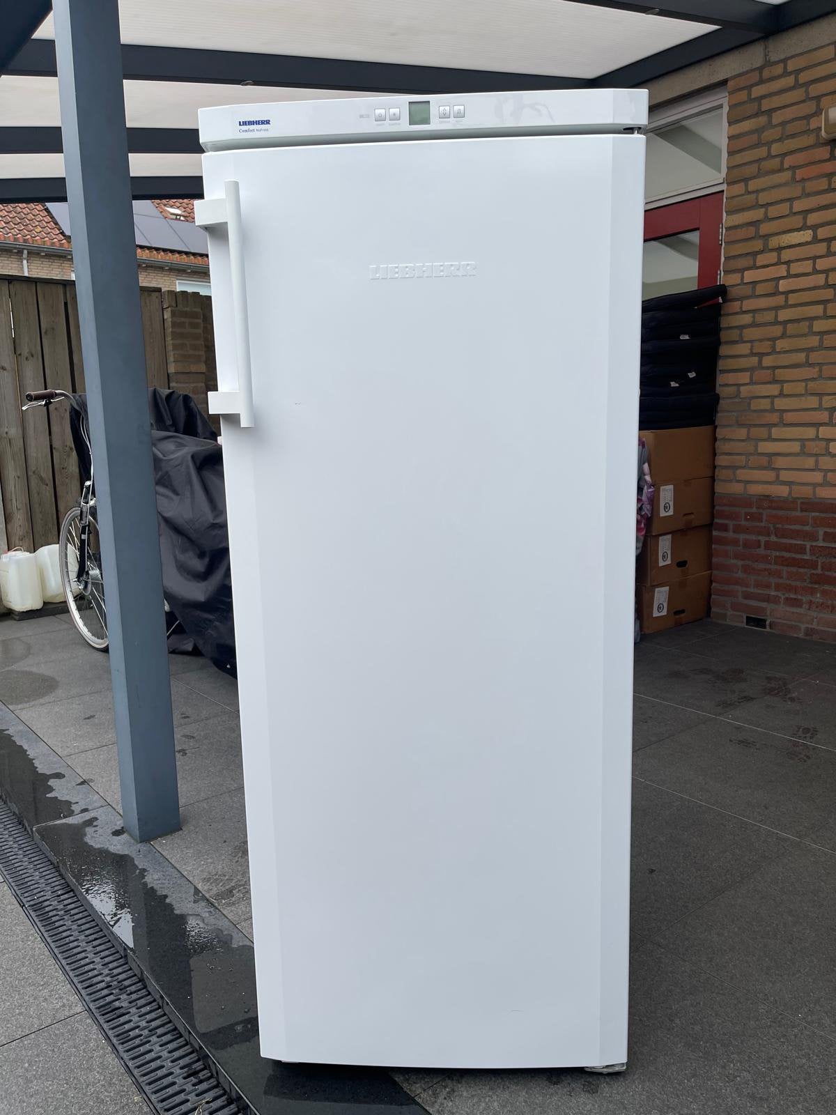 Liebherr vrieskast GNP 2313-21 A++ NoFrost, Ophalen of Verzenden, Zo goed als nieuw, 60 tot 90 cm