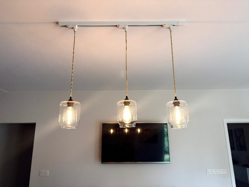 Railverlichting met 3 glazen hanglampen + lampen incl., Ophalen of Verzenden, Gebruikt, Glas, 75 cm of meer