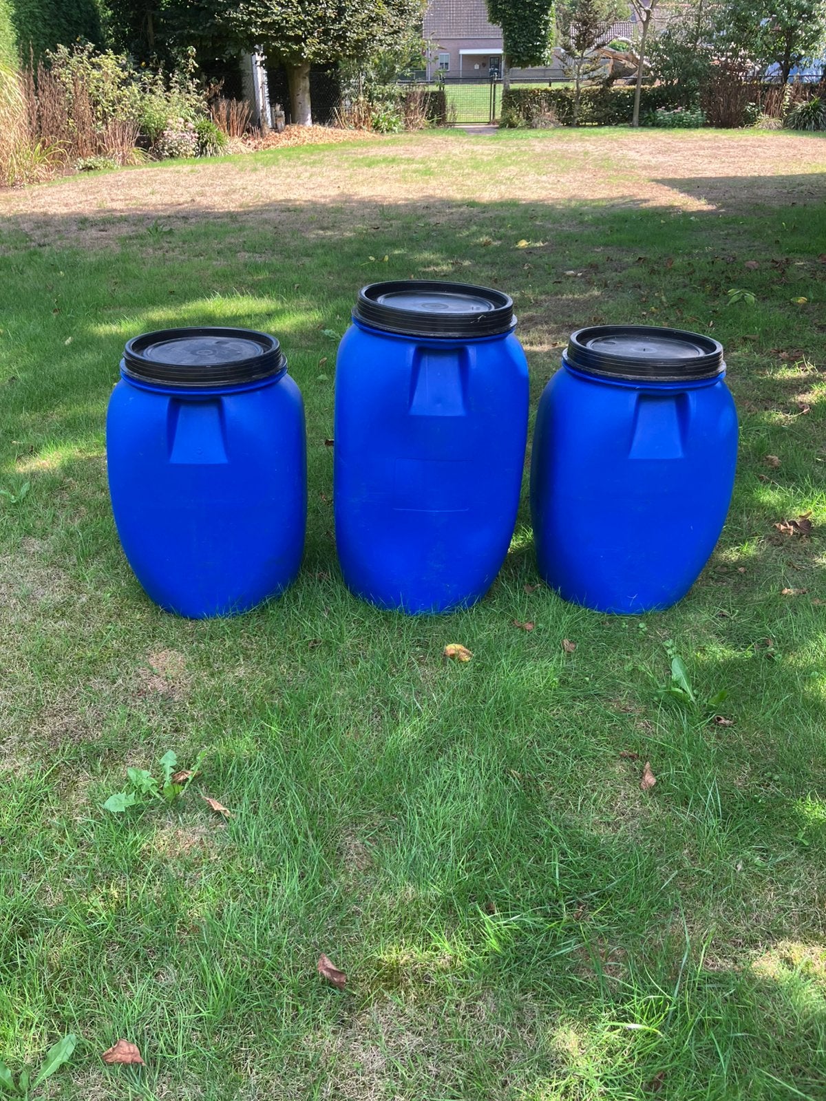3 prachtige tonnen, 150 liter of meer, Ophalen, Zo goed als nieuw