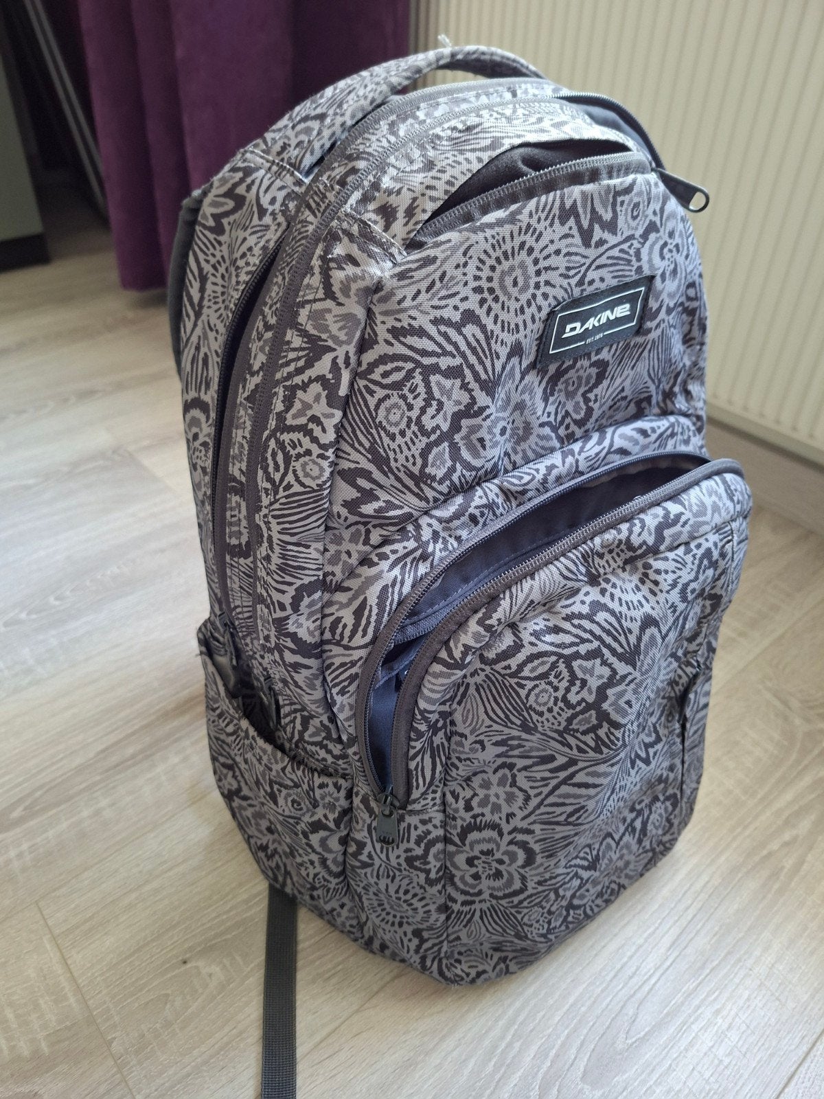 Dankine schooltas / rugzak met bloemenprint, Gebruikt, 25 tot 40 cm, Ophalen of Verzenden, Overige merken