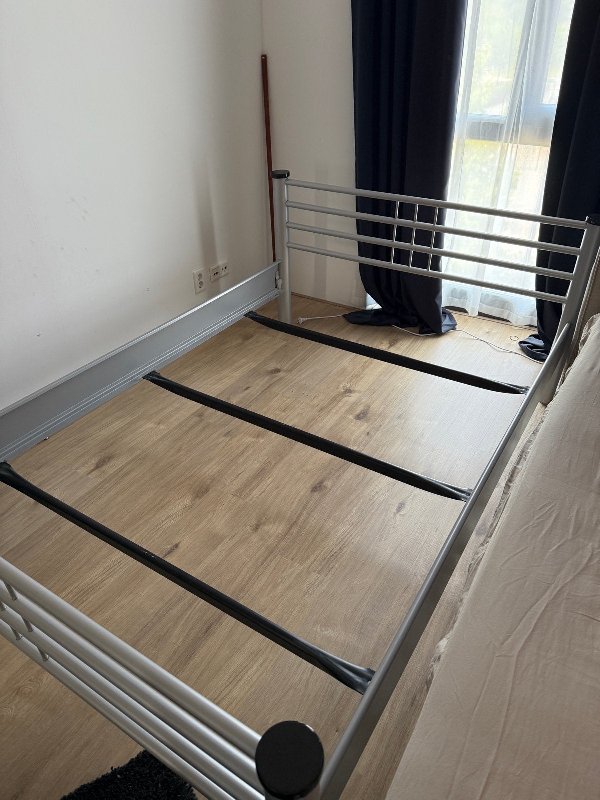 Stalen bedframe 140x200 - stevig en eenvoudig te monteren, Ophalen, Gebruikt, Tweepersoons, 140 cm