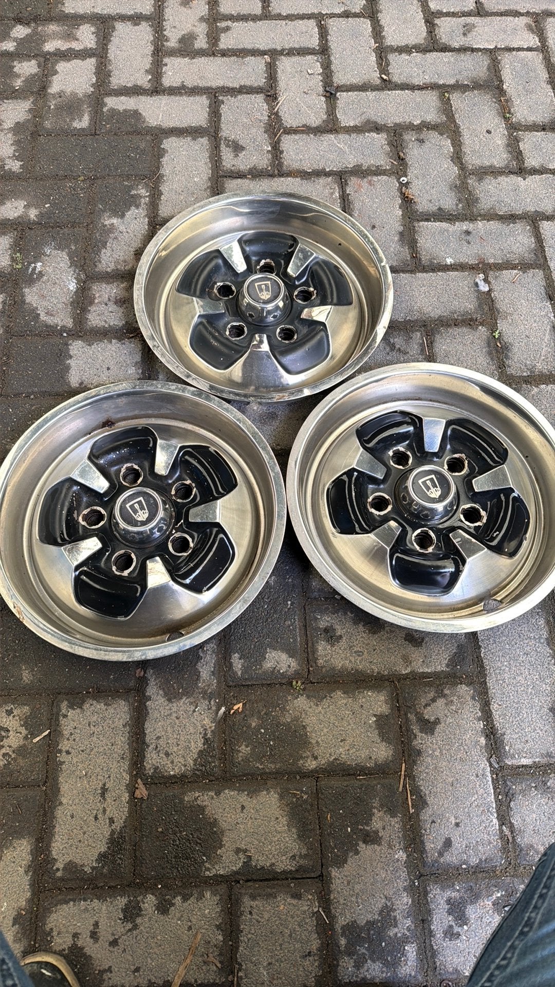 3x wieldop Rover, Ophalen