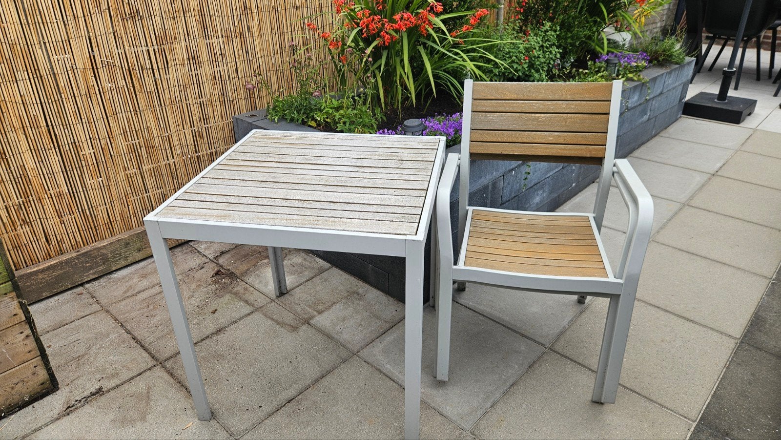 Tuinset (Ikea): vierkante tafel en twee stoelen, Ophalen, Gebruikt, Vierkant, Hout