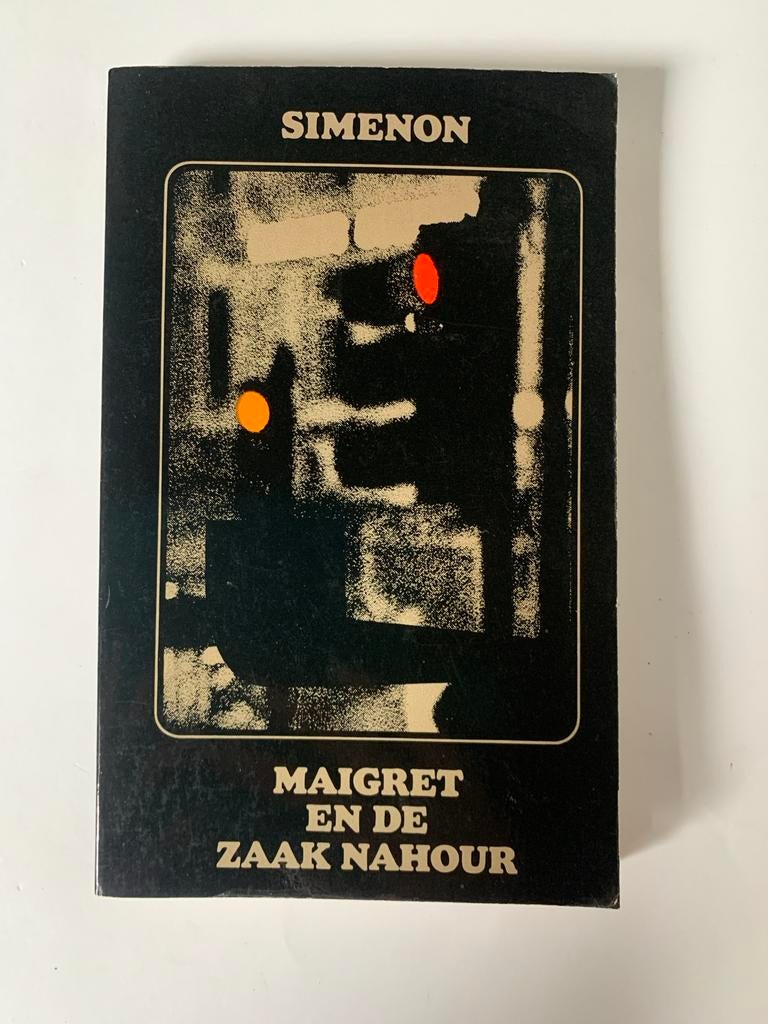 Maigret en de Zaak Nahour - Georges Simenon, Boeken, Detectives, Ophalen of Verzenden, Gelezen