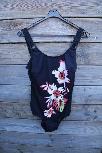 Badpak zwart/ beige/ roze Tweka mt 42 B Cup Vaste prijs, Kleding | Dames, Zwart, Badpak, Ophalen of Verzenden, Zo goed als nieuw
