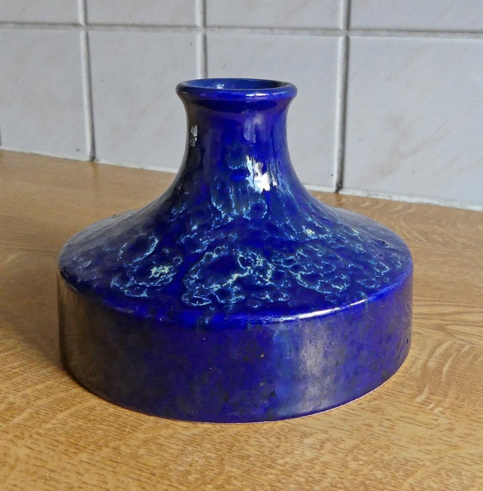 Vintage vaas blauw West-Germany?, Huis en Inrichting, Woonaccessoires | Vazen, Gebruikt, 10 cm, Ophalen of Verzenden, Steen/keramiek