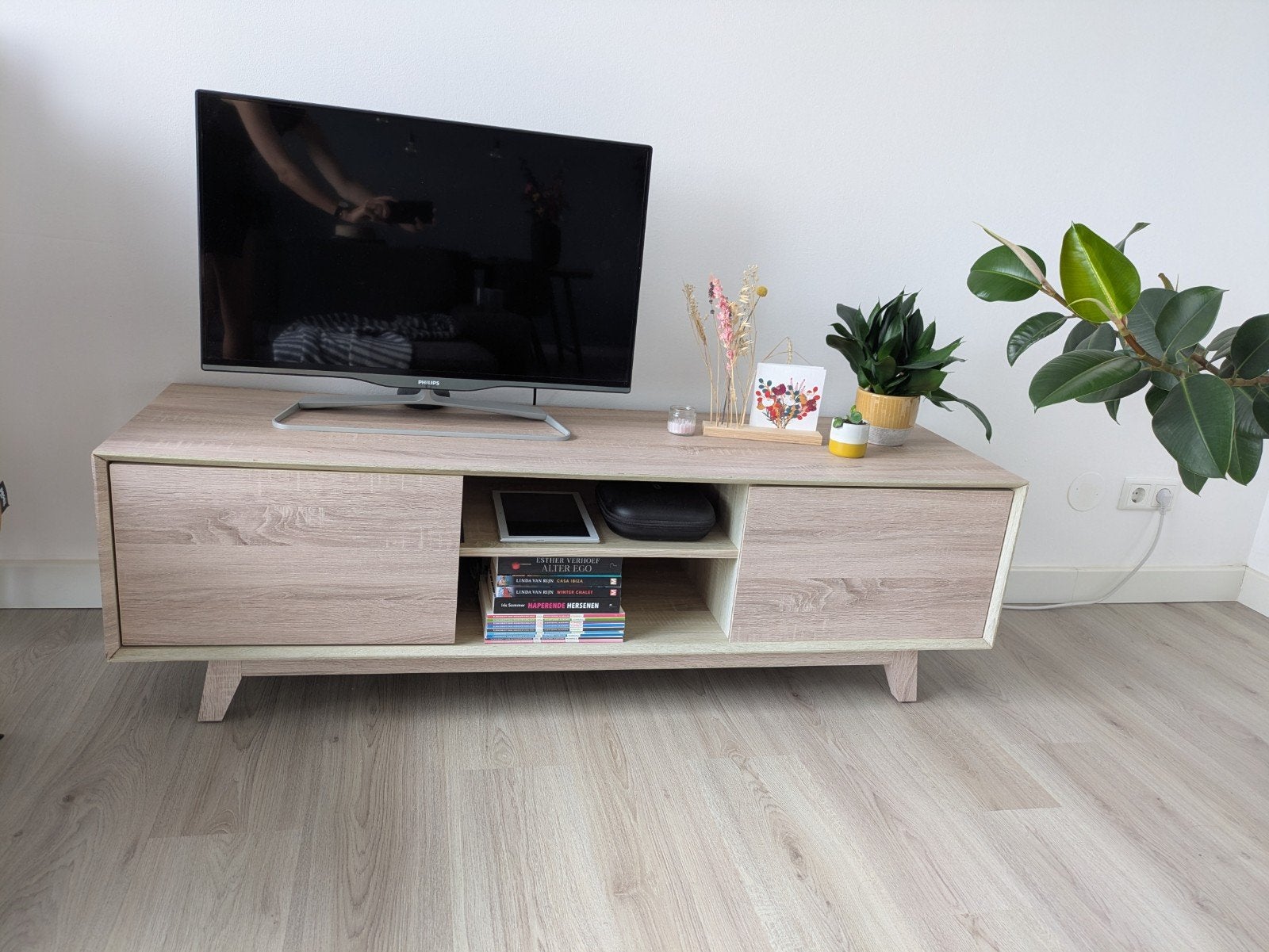 TV-meubel, Ophalen, Gebruikt, 150 tot 200 cm, Minder dan 100 cm