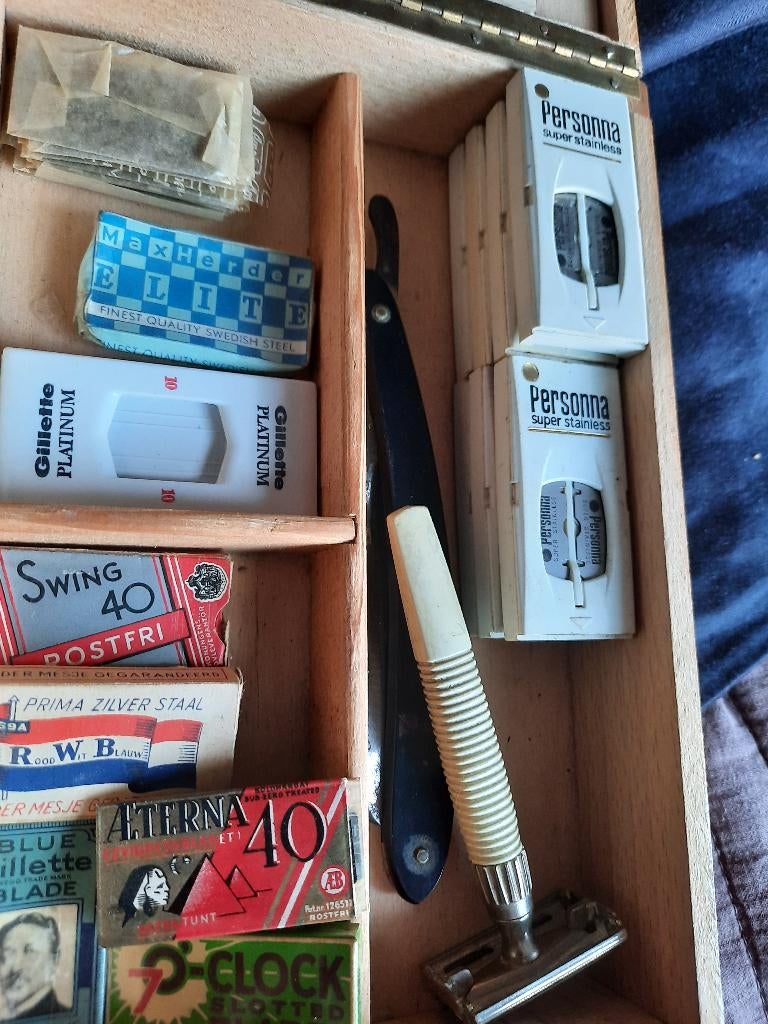 Scheerset box vintage met spiegel, Ophalen of Verzenden, Gebruikt