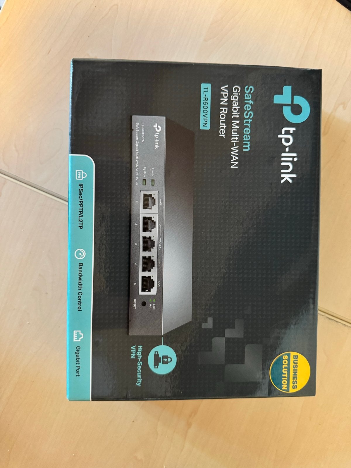 TP-Link SafeStream Gigabit Multi-WAN VPN Router TL-R600VPN, Computers en Software, Ophalen of Verzenden, Nieuw, Router