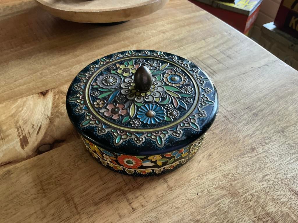 Oude mozaïek bloemenblikje, Verzamelen, Blikken, Ophalen of Verzenden, Zo goed als nieuw, Overige