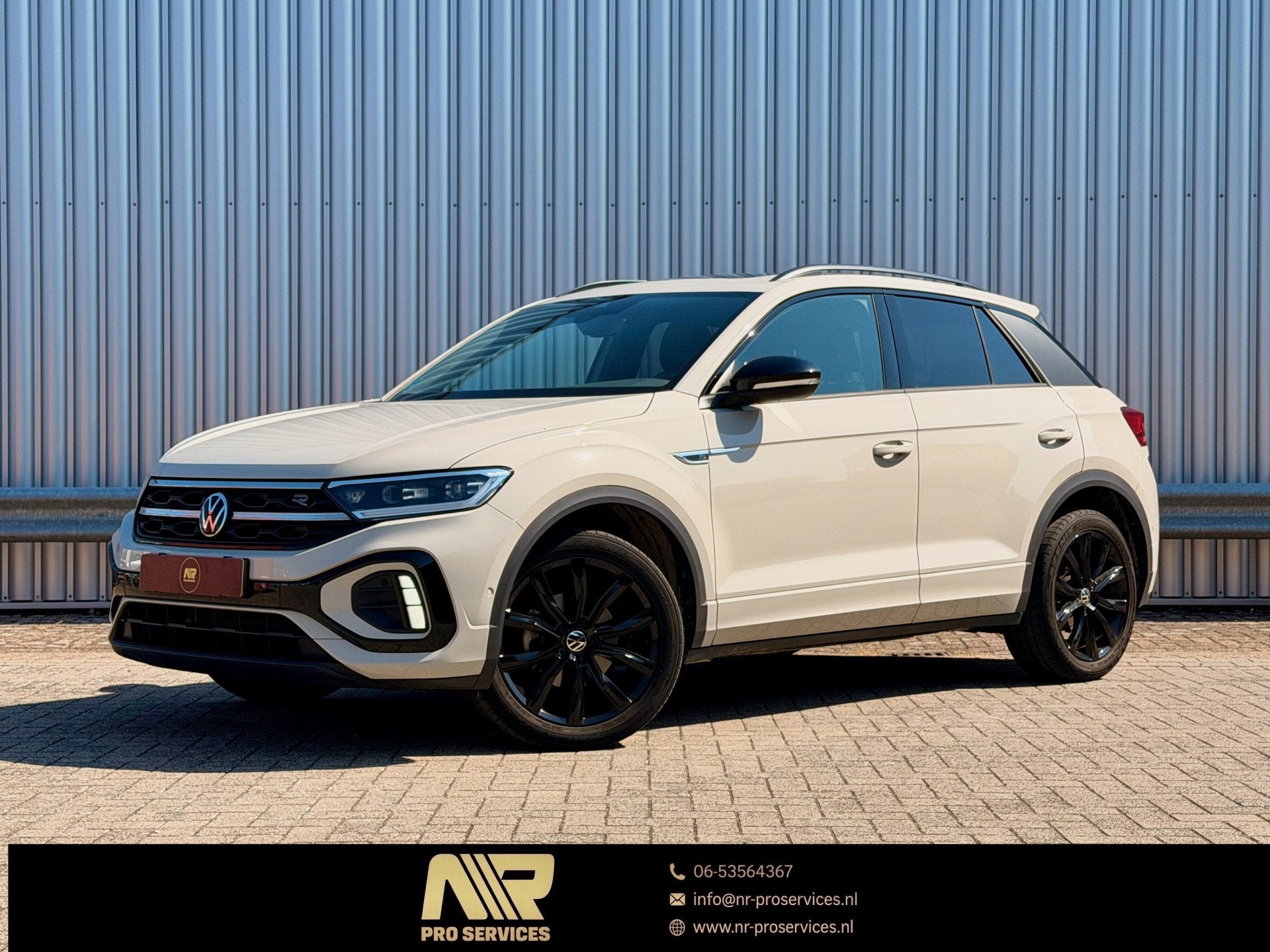 Volkswagen T-Roc 1.5 TSI R-Line Business+ Adaptive Cruise |, 1498 cc, 4 cilinders, 150 pk, 1253 kg