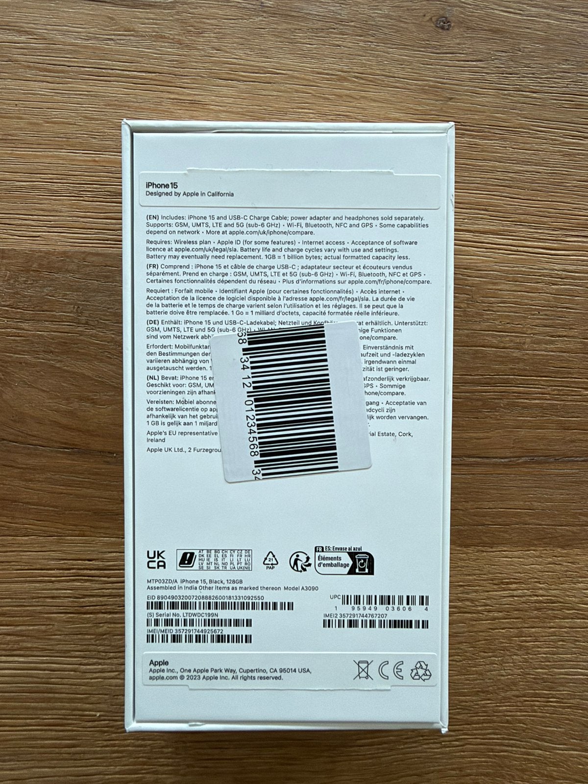 Foto 11 van Apple iPhone 15 128GB – Zwart – Zo goed als nieuw