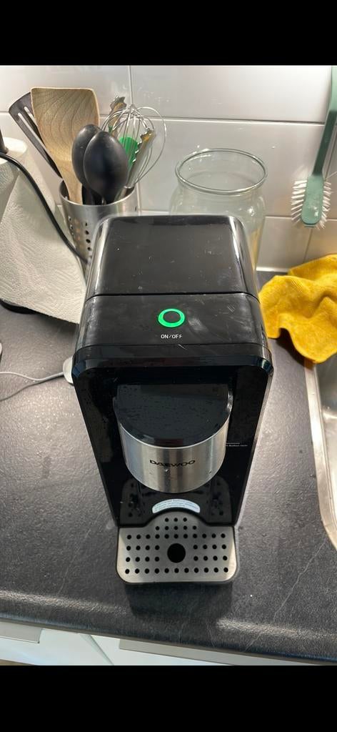 Daewoo hot water dispenser, Witgoed en Apparatuur, Waterkokers, 2 liter of meer, Ophalen of Verzenden