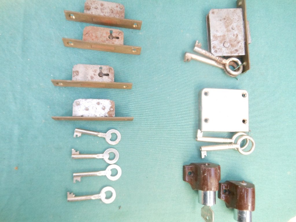 Diverse oude sloten en sleutels - ook los te koop, Ophalen, Gebruikt, IJzer, Slot